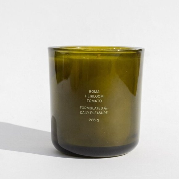 Flamingo Estate NIB Garden Essentials Roma Heirloom Tomato Candle 8 OZ - Picture 11 of 12